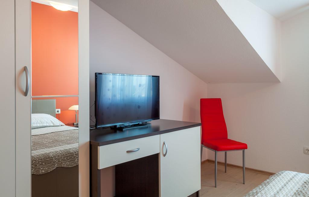 Kike Apartment Kastela
